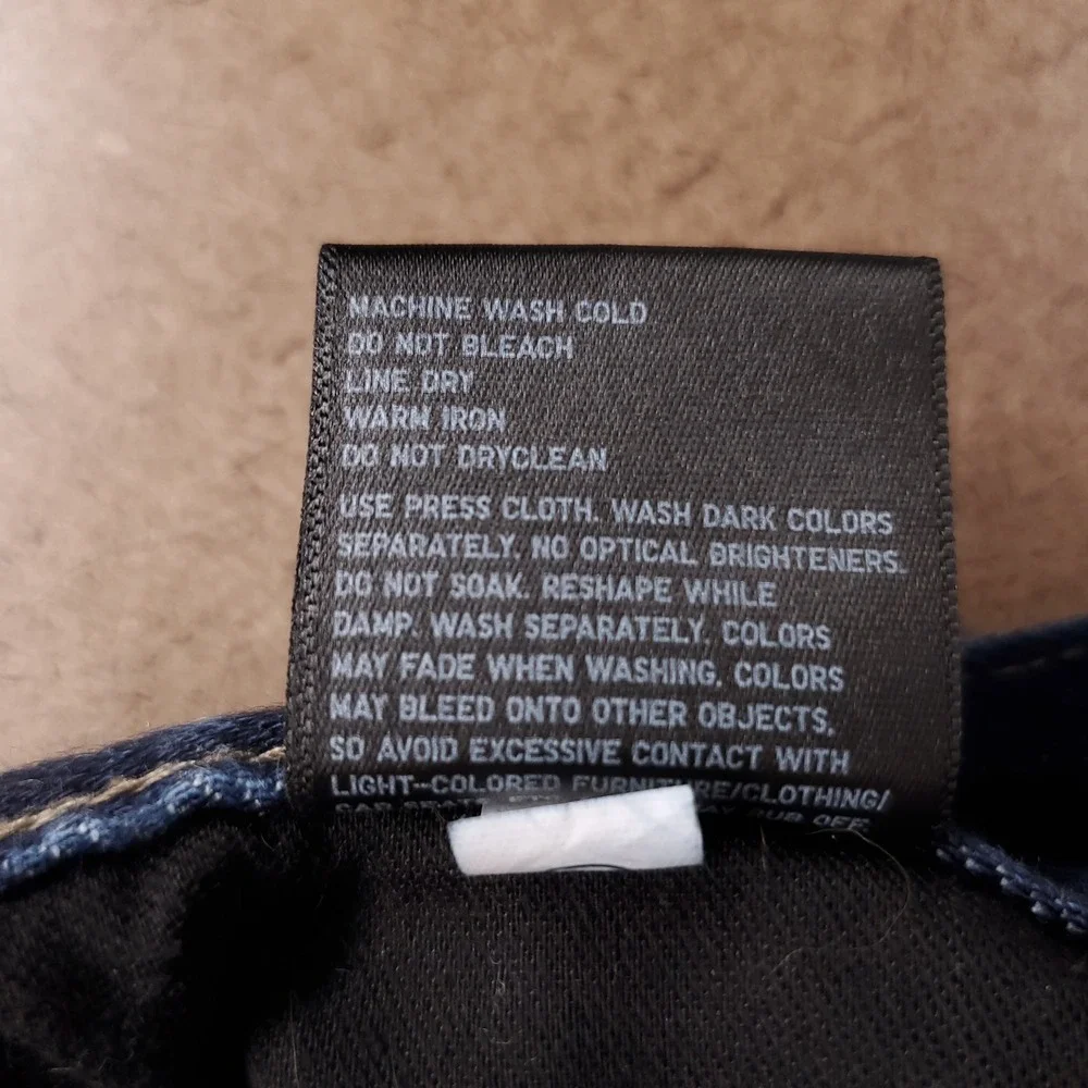 Uniqlo Straight High-Rise Jeans Women 25 Dark Blue Minimalist Quiet Luxury Denim